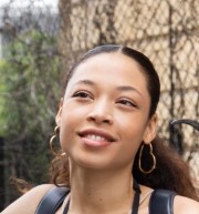 Alexandra, guide editor